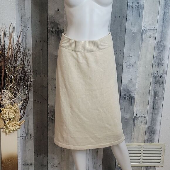 Vero Moda Korea Pencil Skirt In Birch - Picture 2 of 8